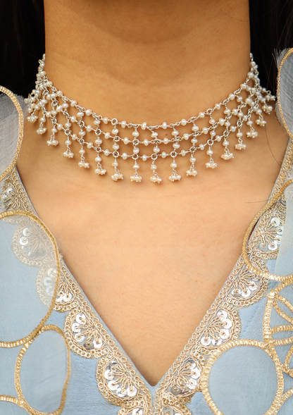 Raha Pearl Necklace