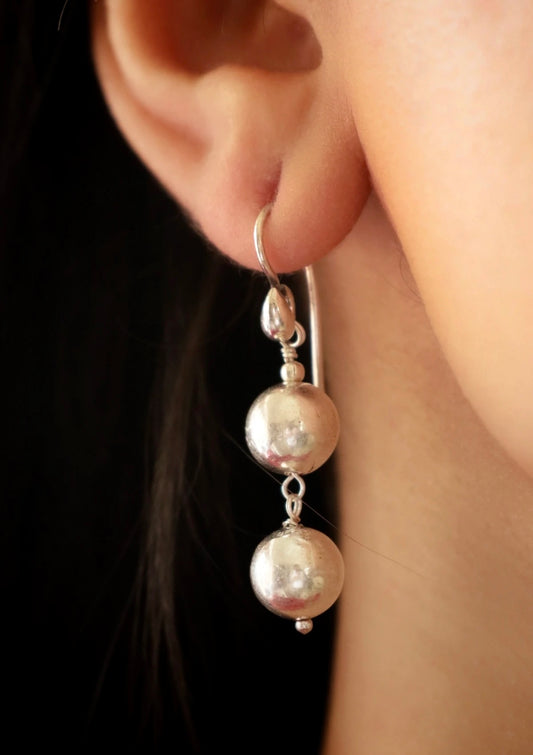 Round Dholki Beads Silver Earrings