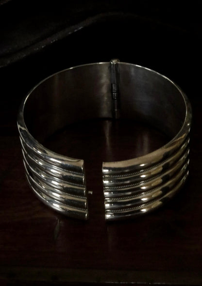 Ivy Silver Bangle