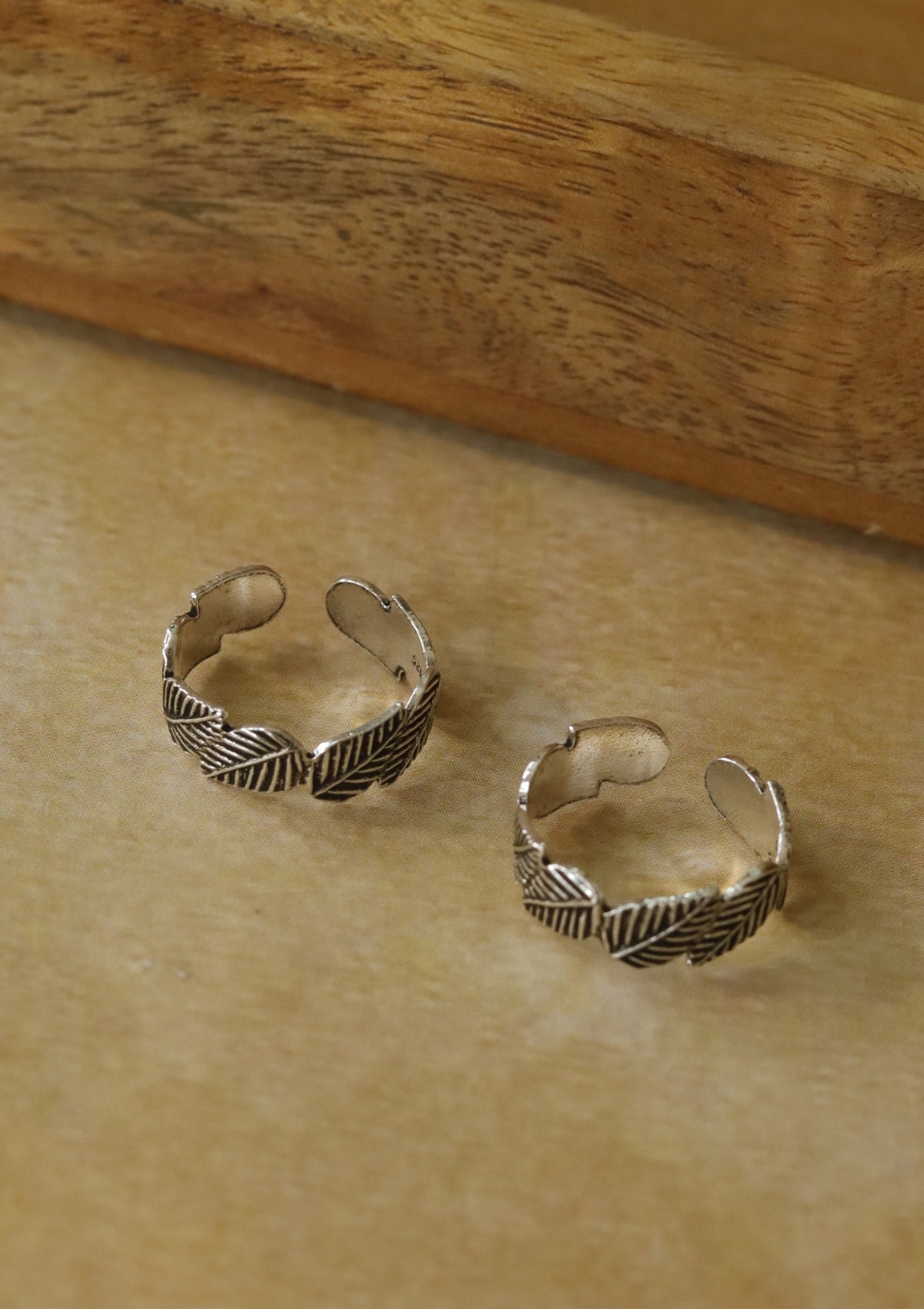 Leaf Rope Silver Toe Ring