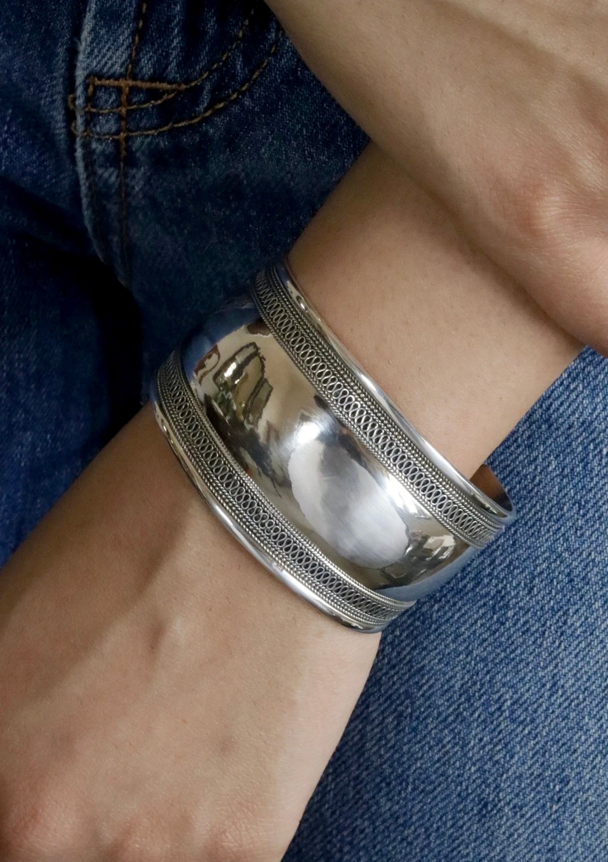 Amara Silver Bangle